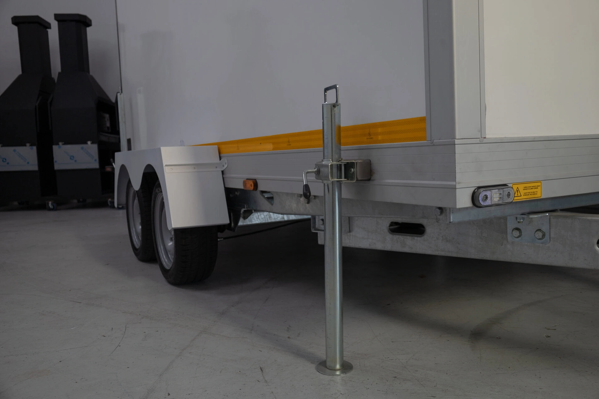 Cooling Trailer 375