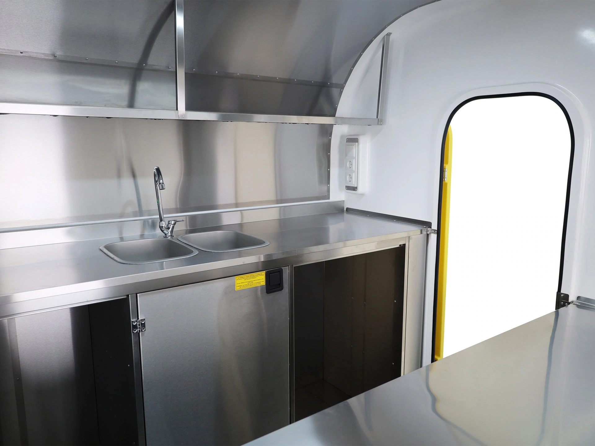 Basic Eco Trailer 220