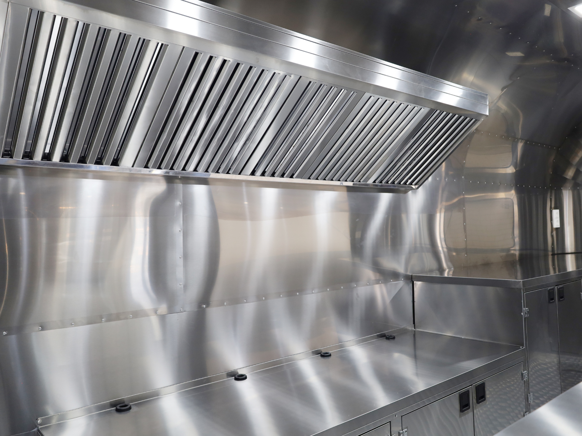 Kitchen Streamline Trailer 610