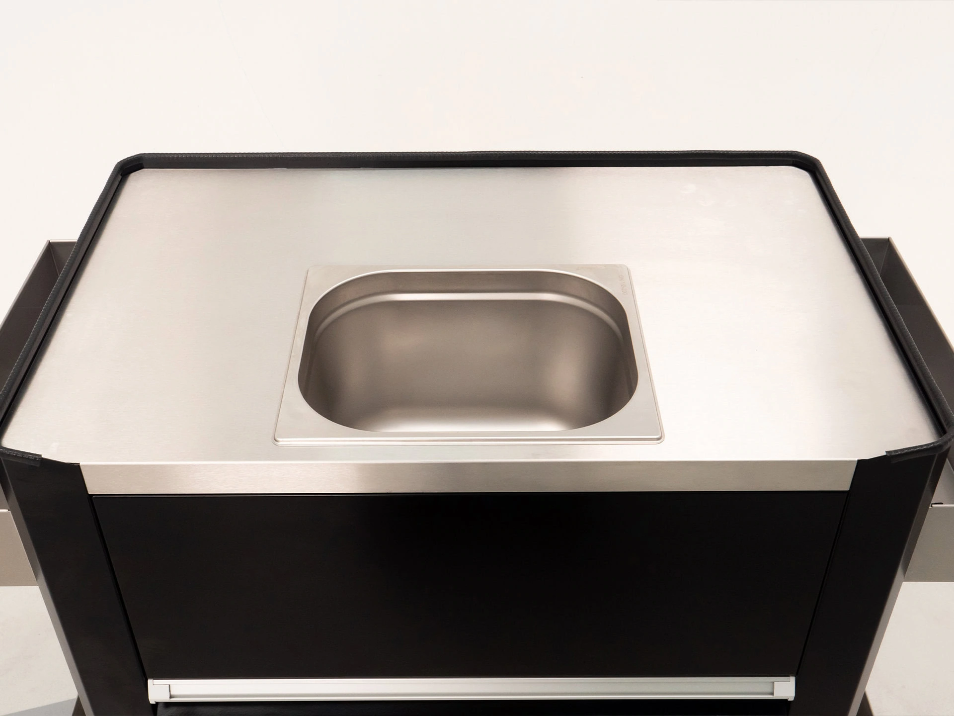 Serve Trolley