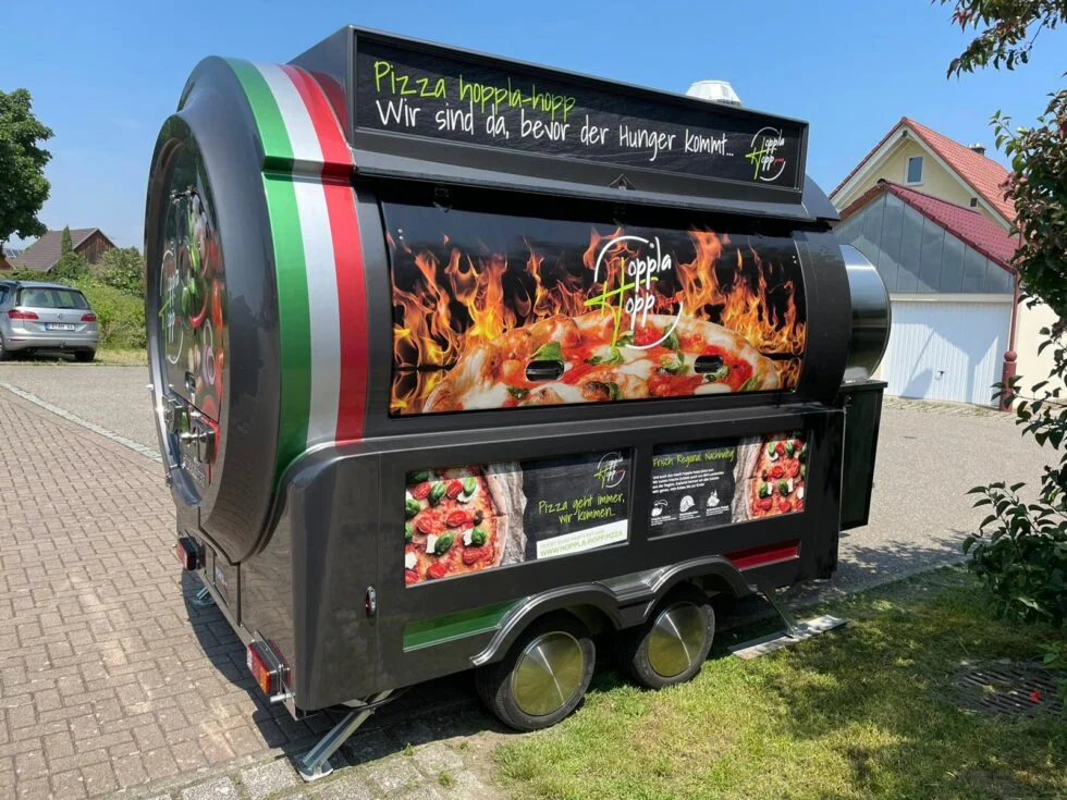 The aroma of pizza attracts new customers