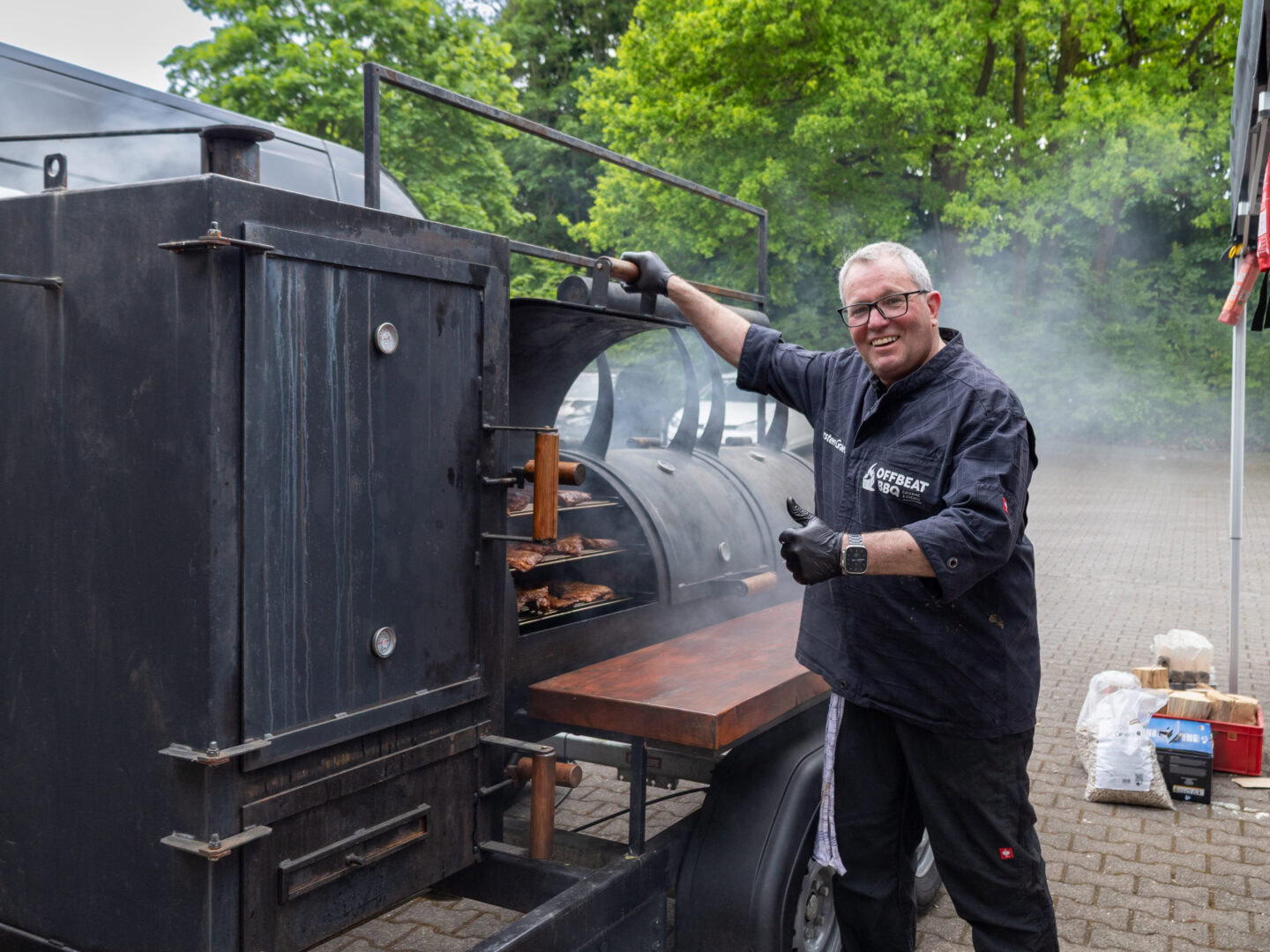 Buy a BBQ Smoker