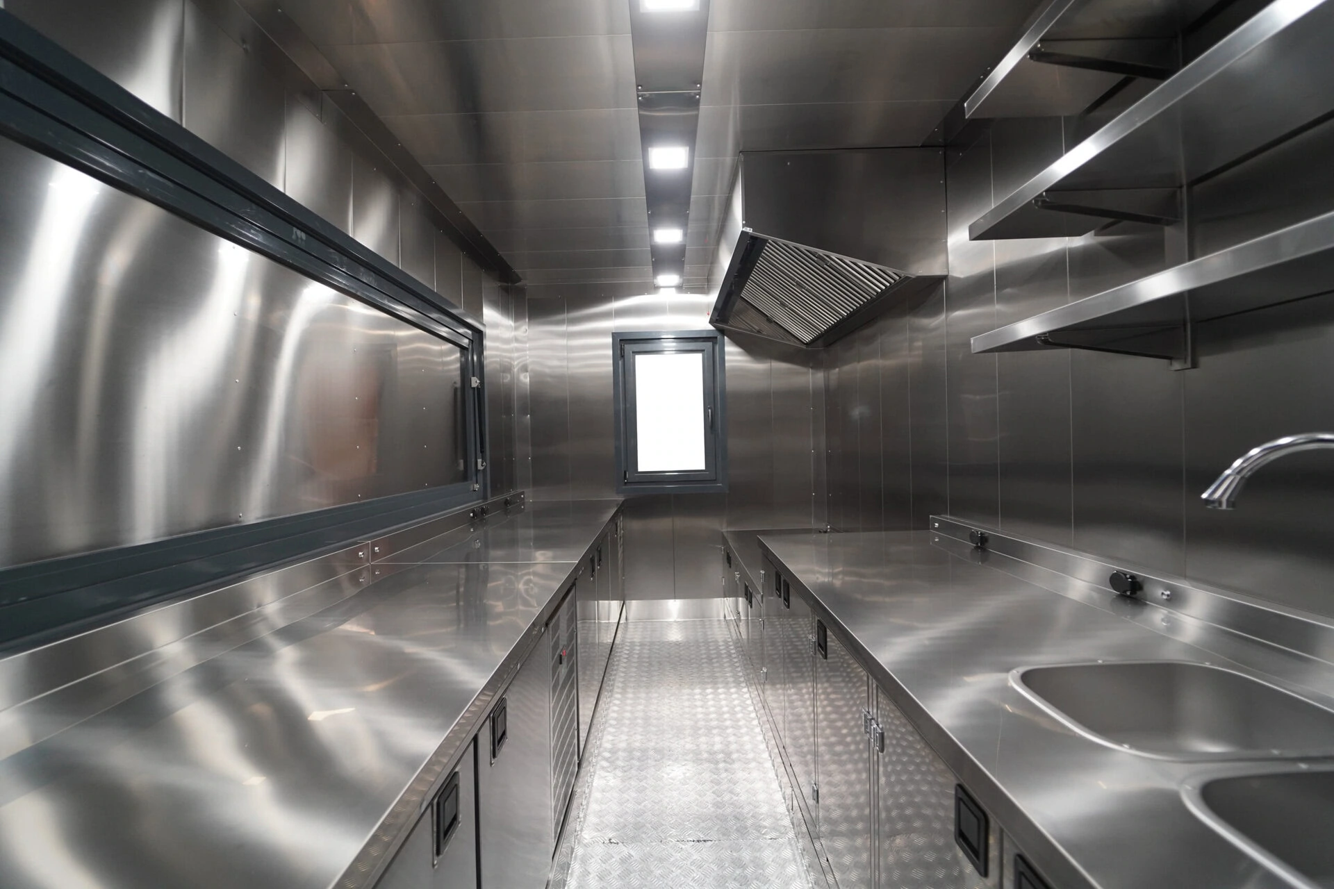 Kitchen Container 15ft
