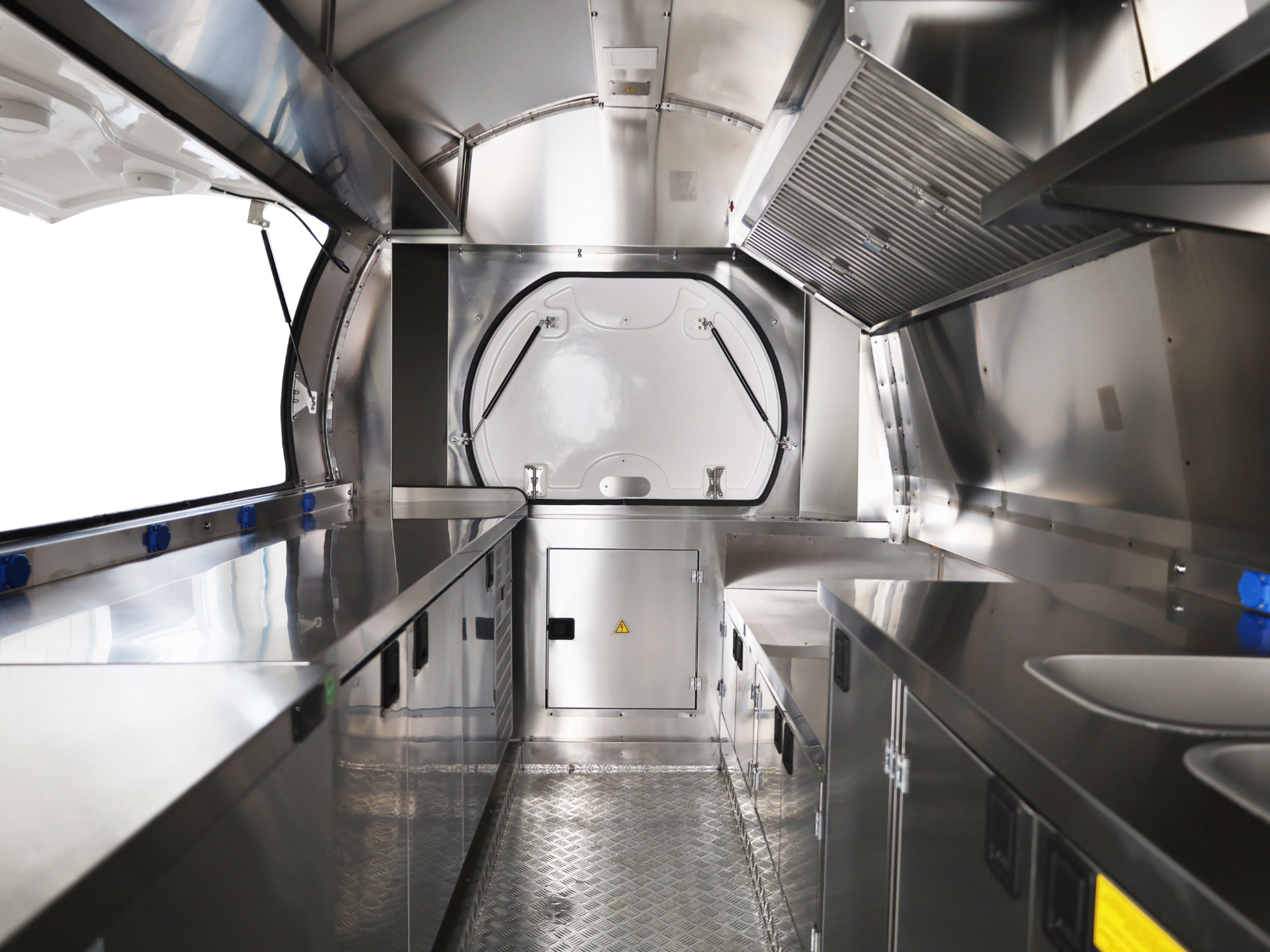 Kitchen Premium Trailer 320
