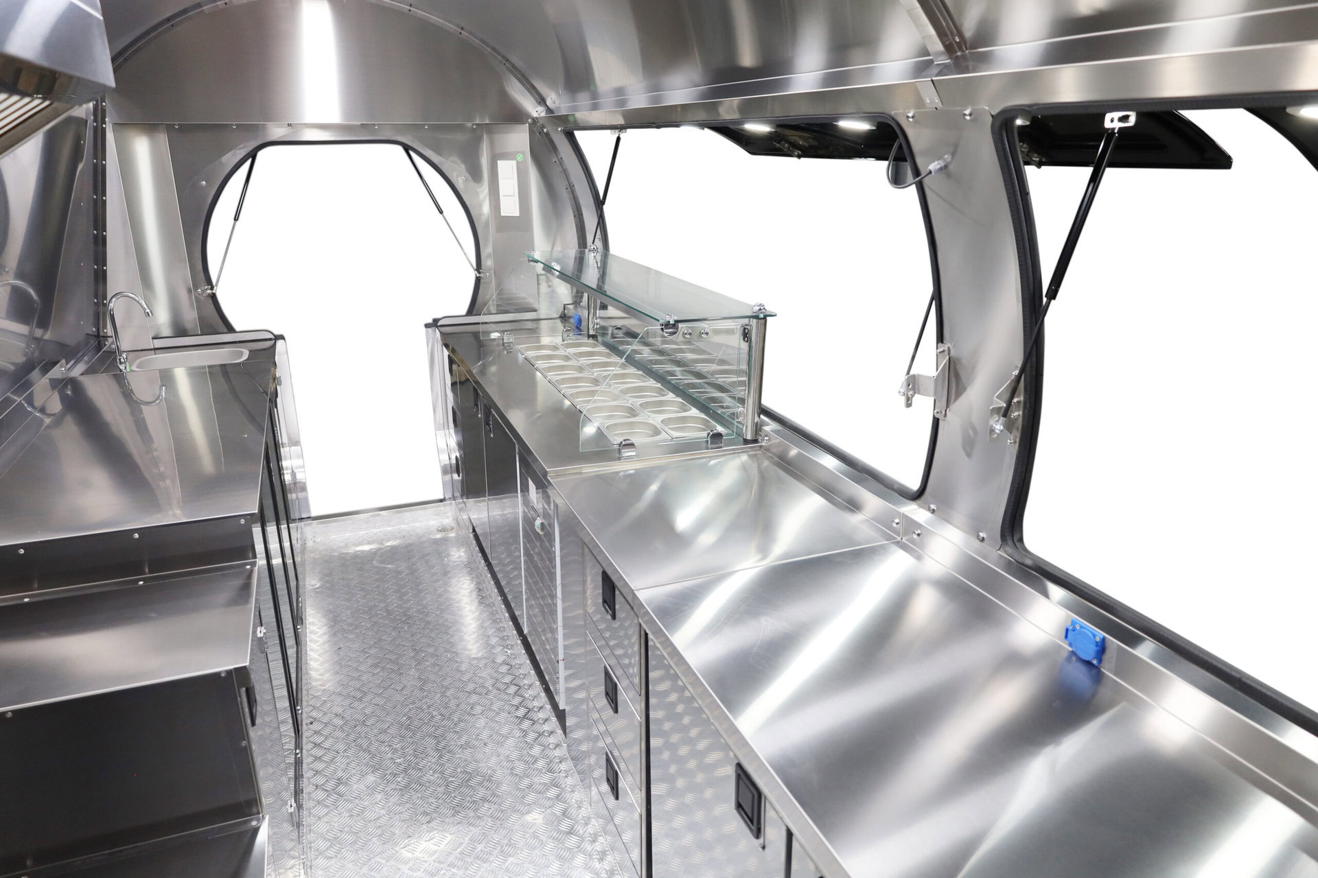 Pizza Premium Trailer 550