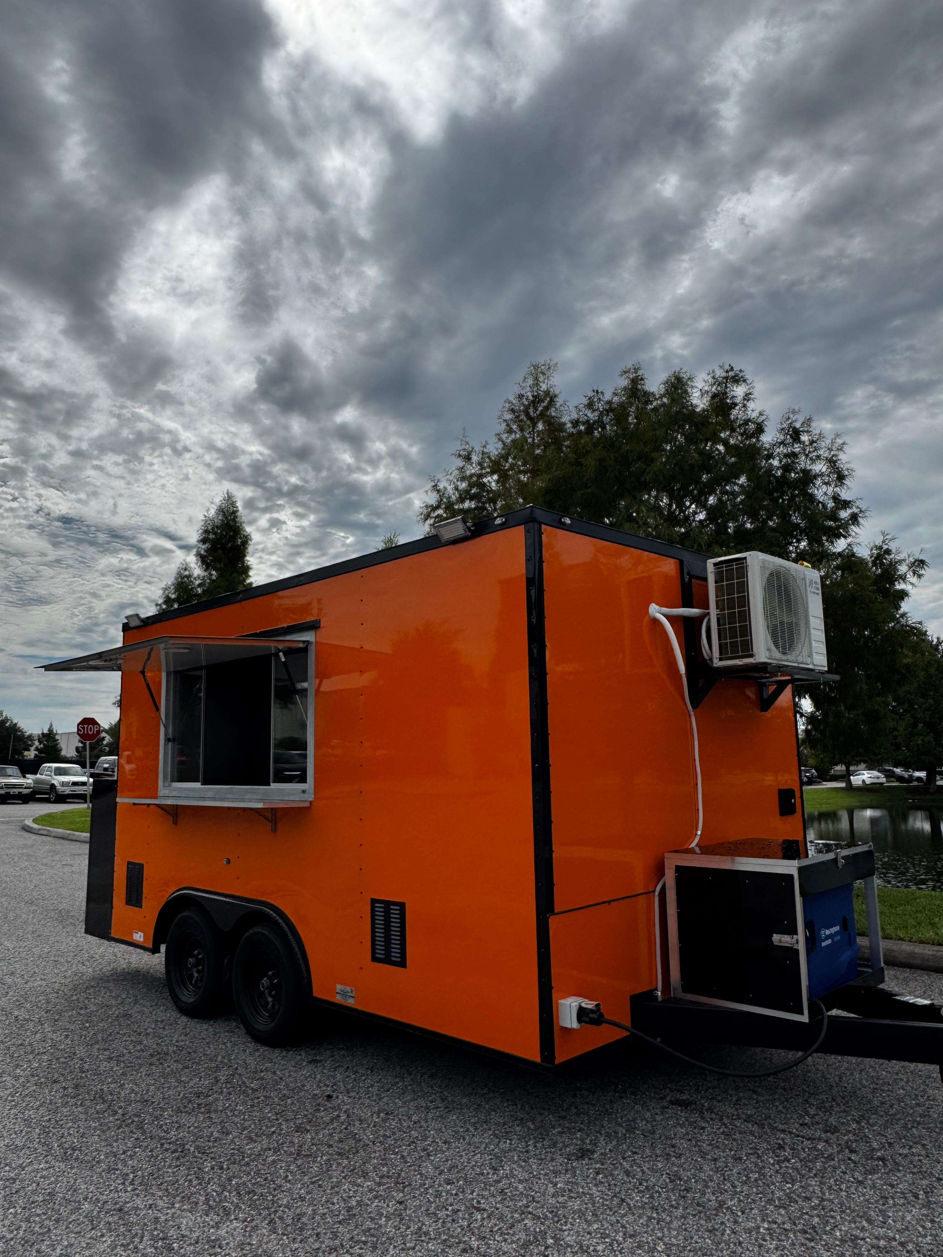ORANGE TRAILER