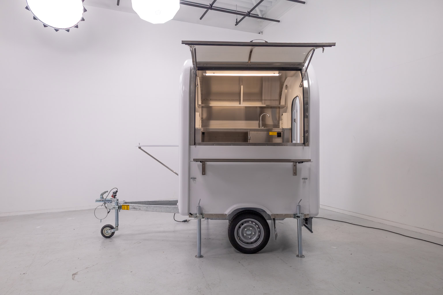 Basic Eco Trailer 170