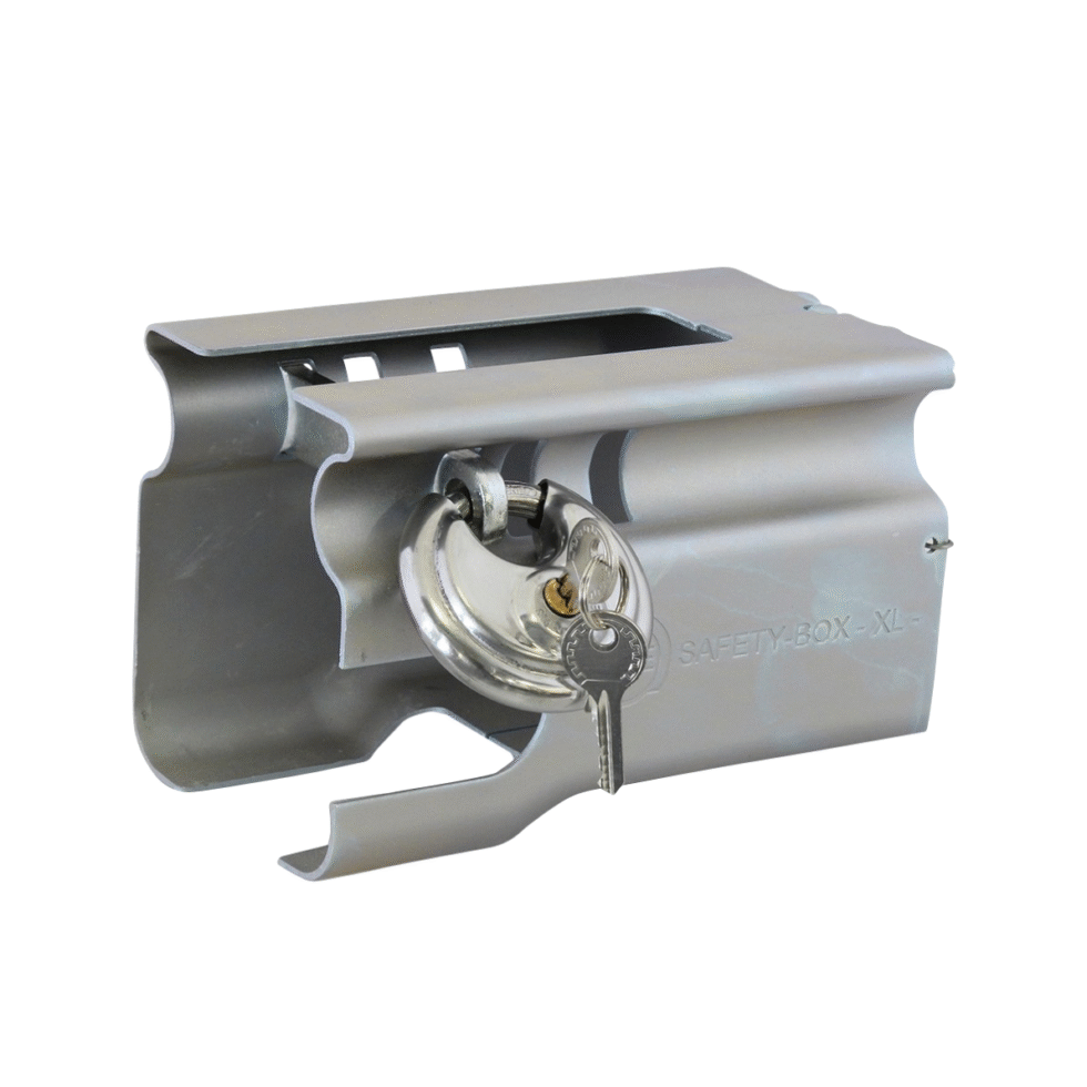 Coupling lock