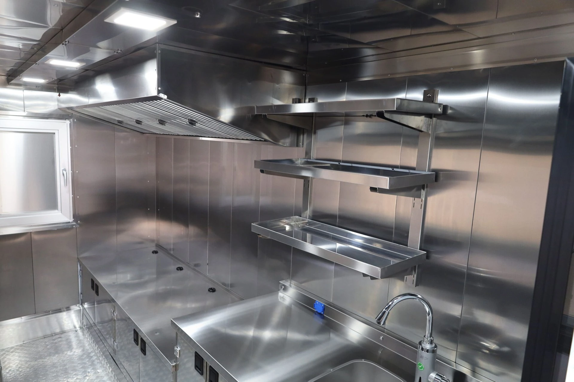 Kitchen Elite Trailer 420
