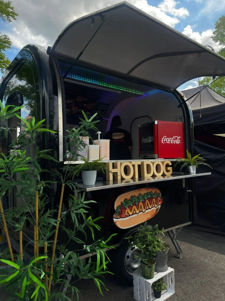 How much does a bratwurst truck cost?