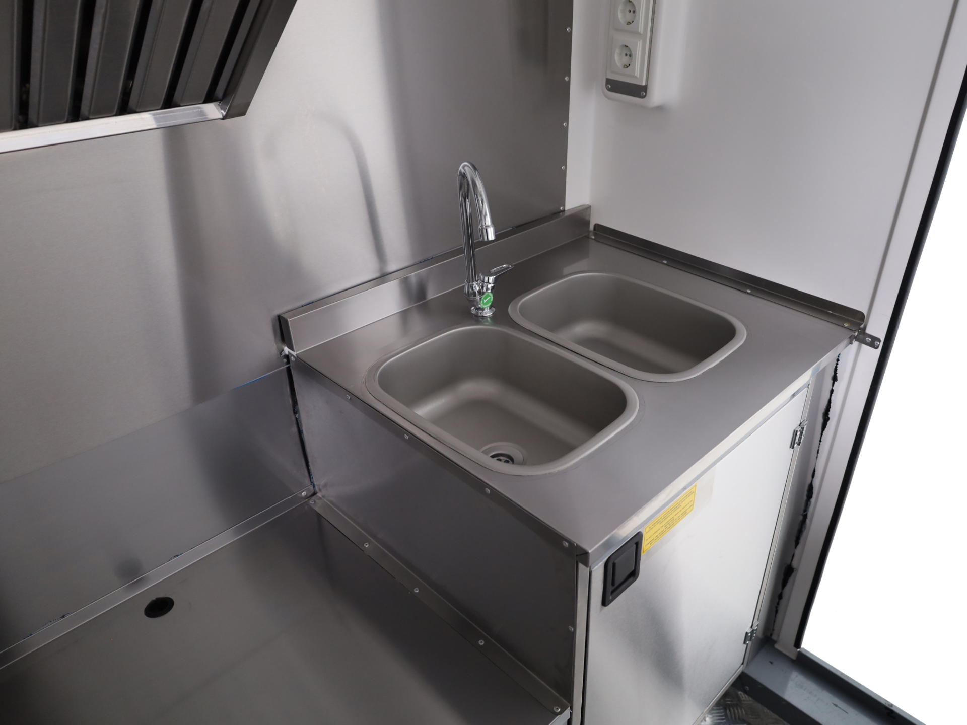 Kitchen Eco Trailer 270